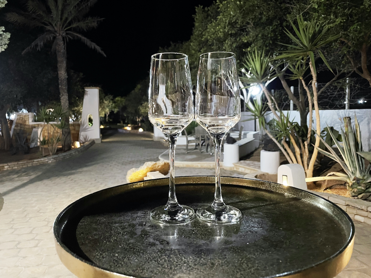 - APERITIVO DI BENVENUTO